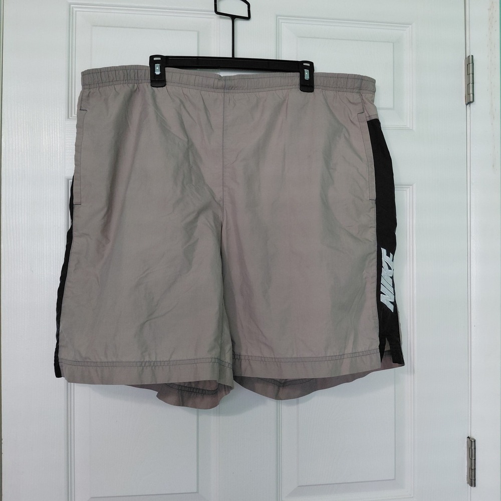 Nike Mens Swim Trunks XXL Tan Black Side Stripe Mesh Lined Board Shorts